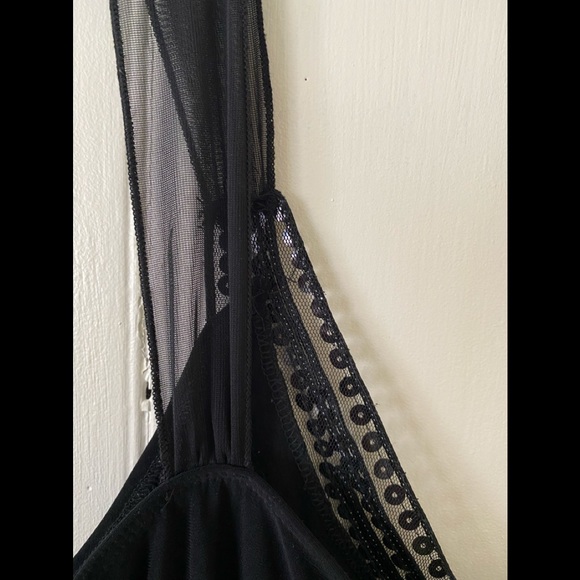 Sequin black camisole - Picture 7 of 7